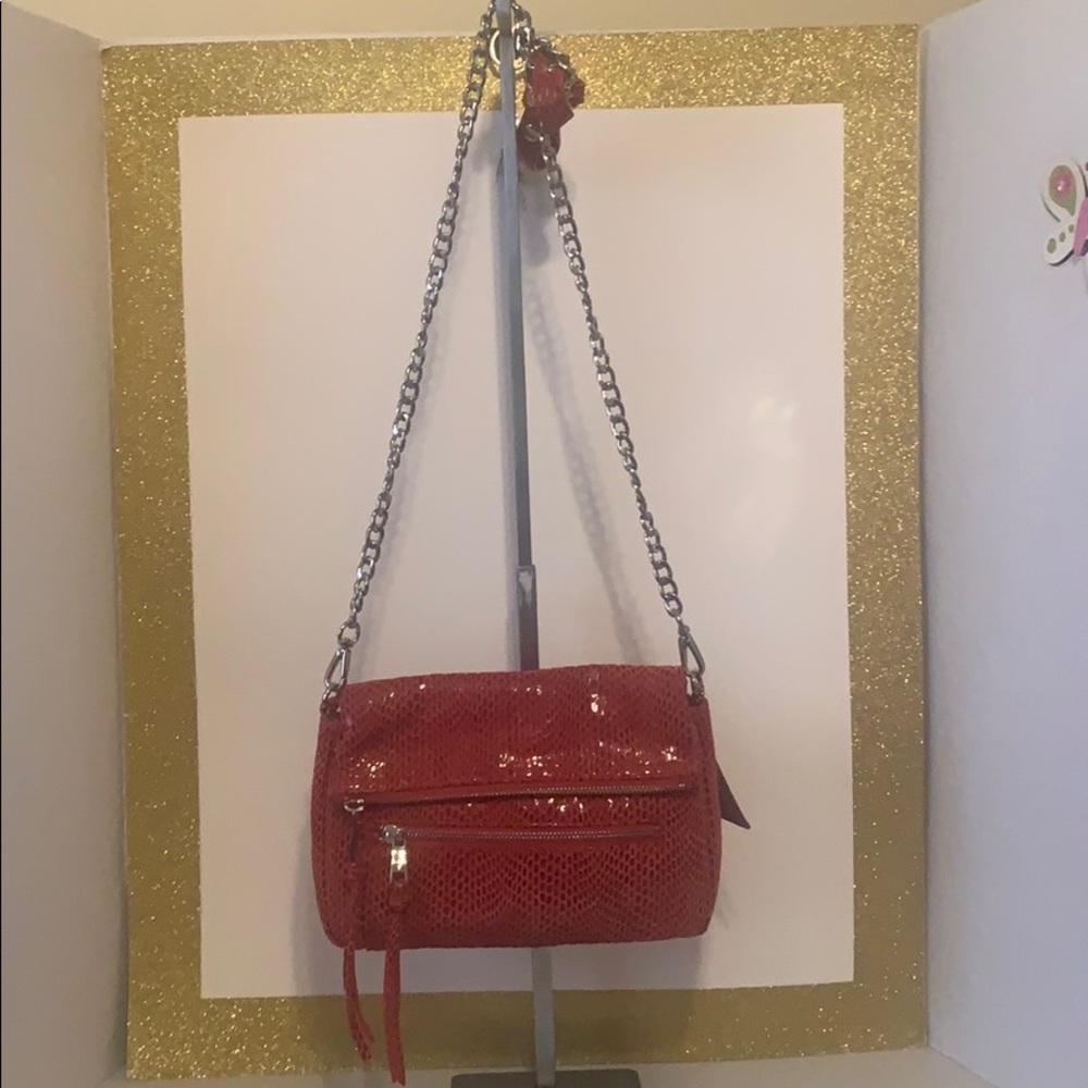 Sorial crossbody and shoulder purse